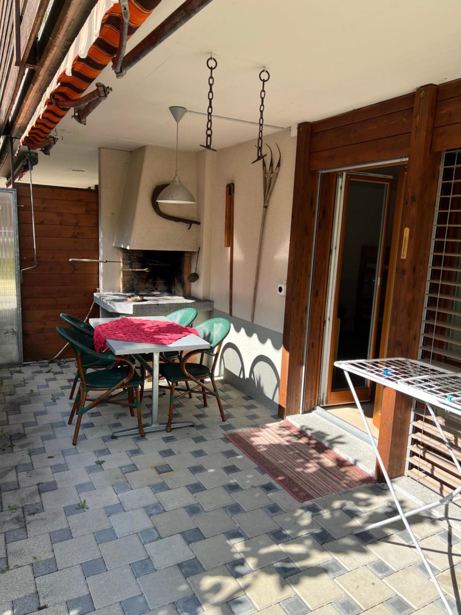 Apartment Laura Вилдерсвил Екстериор снимка